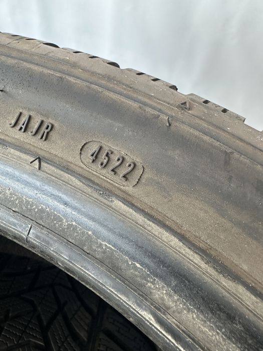 255/40/20 Dunlop dot22