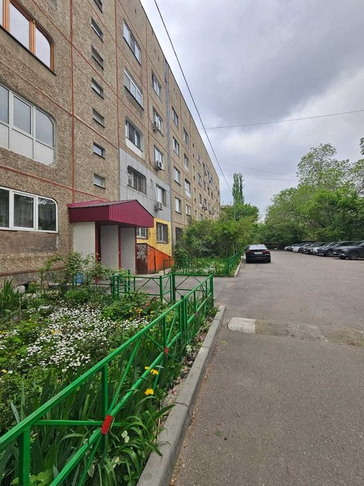 Продам 2-х ком. Жарокова Бабаева