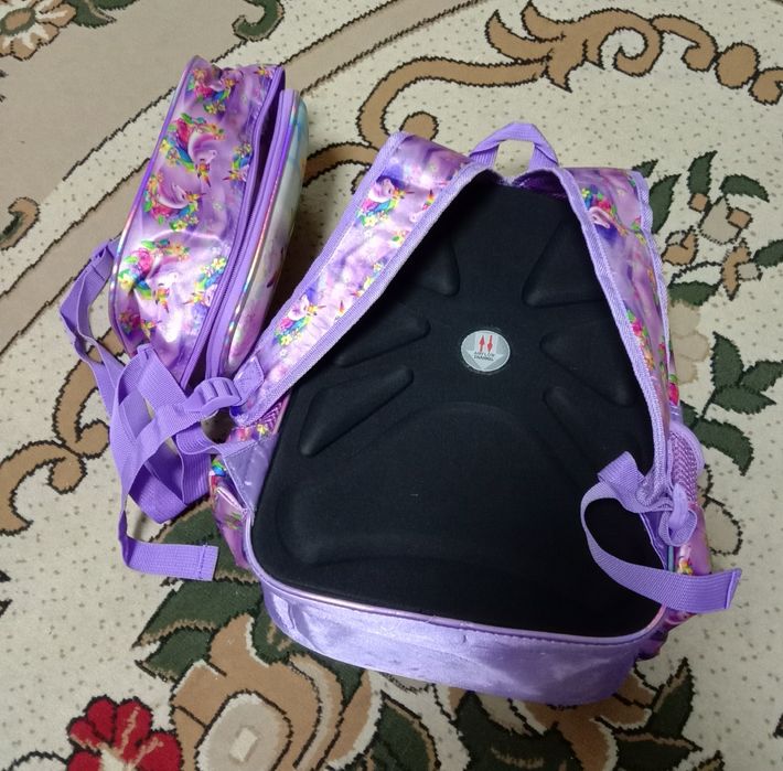 Продам Школьный рюкзак