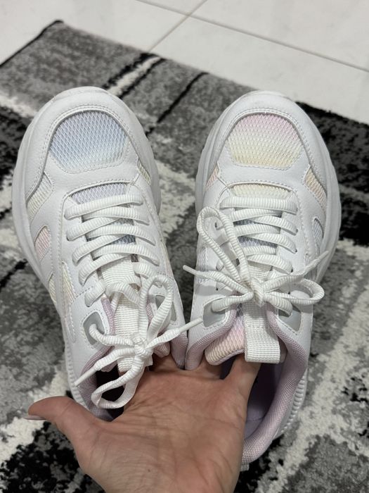 Спортни обувки 36.5 номер