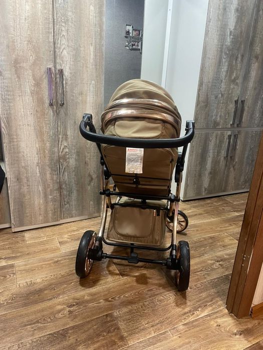 Продам детскую коляску