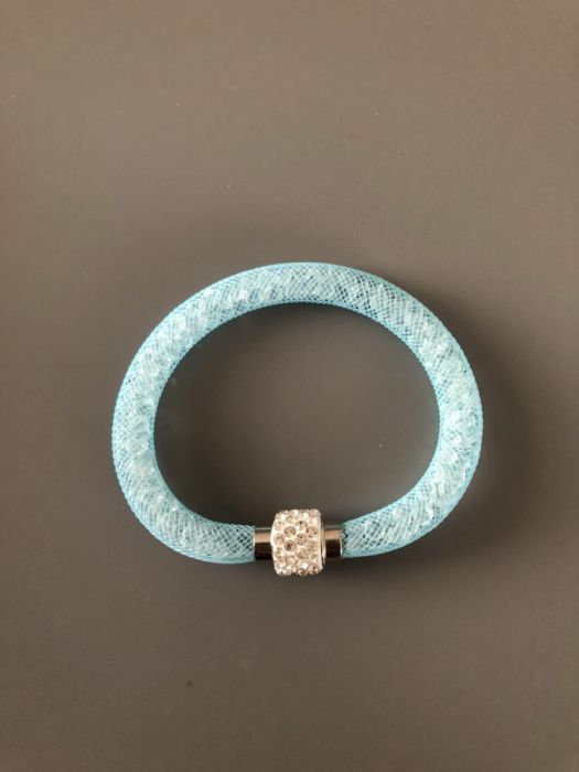 Страхотни гривни