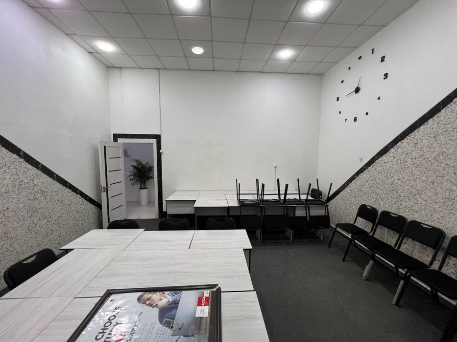 Офис с мебелью на лабзаке