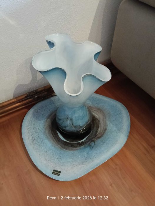 Vaza decorativa cu tavita din sticla, lucrat manual.unicat Topescu