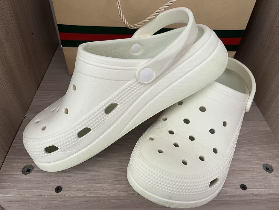 Кроксы женские