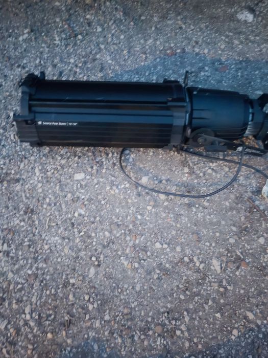 Професионален прожектор