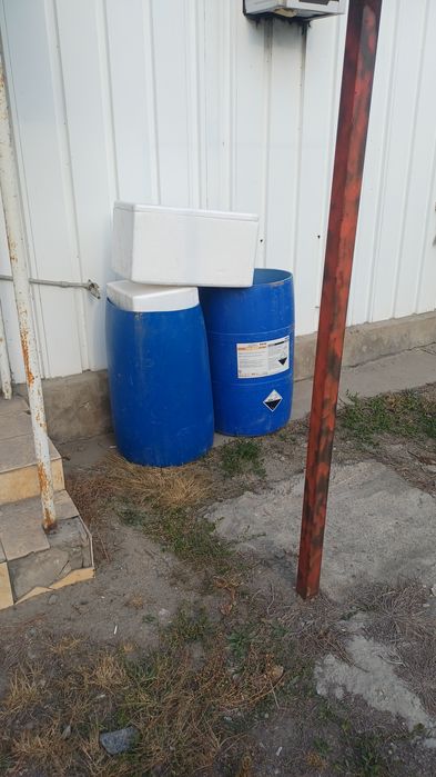 Бочки пластиковые 200л