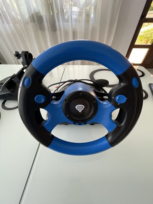 Volan de gaming gnesis