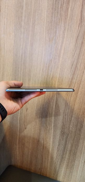 iPad 8 ideal hamma narsasi ishlidi