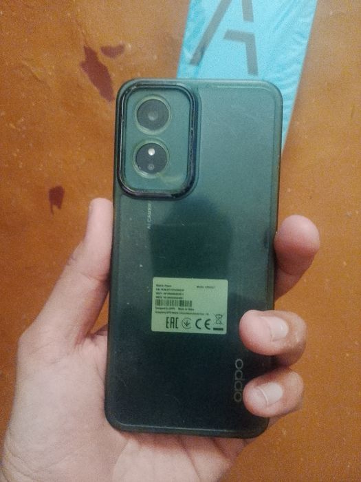 Продам оппо а17 срочно