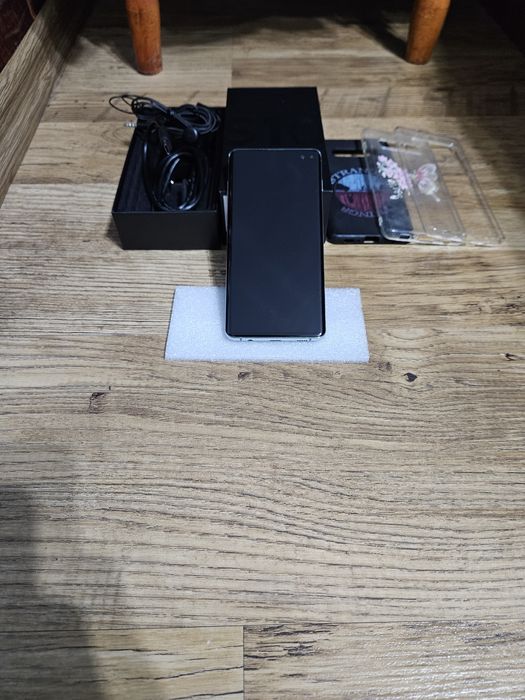 Samsung Galaxy S10 +, Dual SIM, 128GB, 8GB RAM,4G Ceramic Black