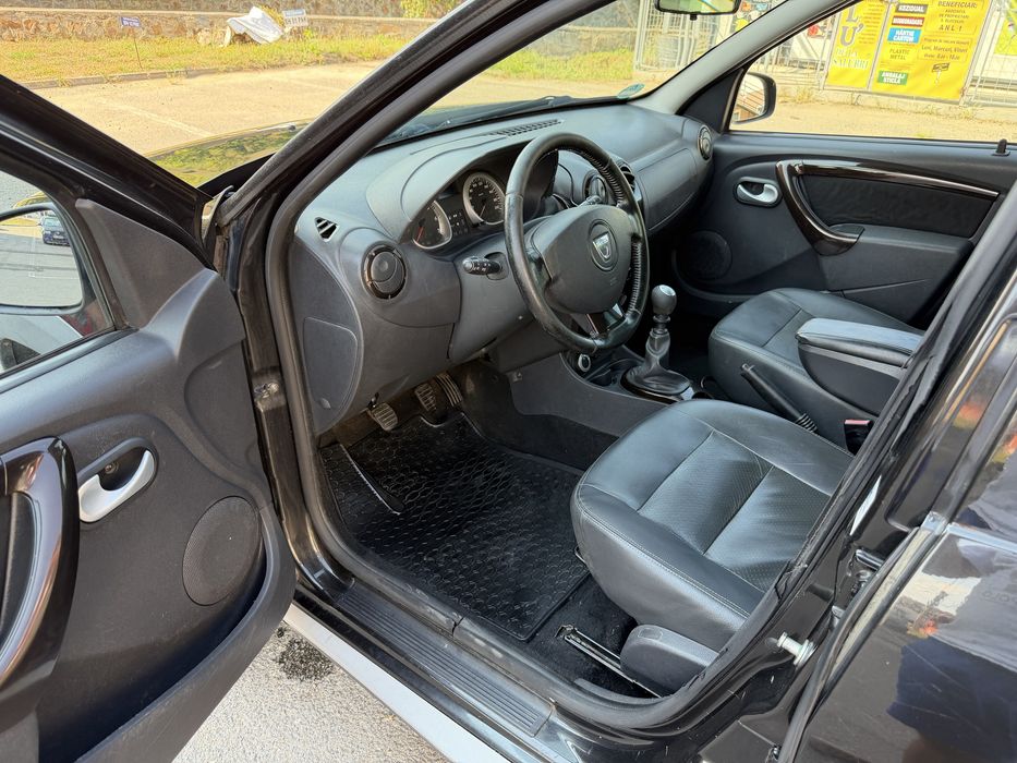 Dacia Duster 1.5 disel - 4x4 - 2013