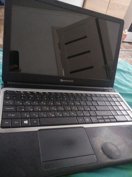 Ноутбук Aser packard bell