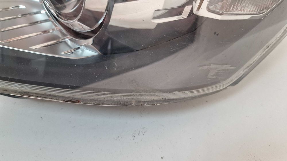 Опел Зафира Б ляв десен ксенон ксенонов фар xenon far Opel Zafira B