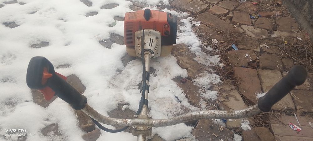 Продам. Тример. Штилы Fs. 250