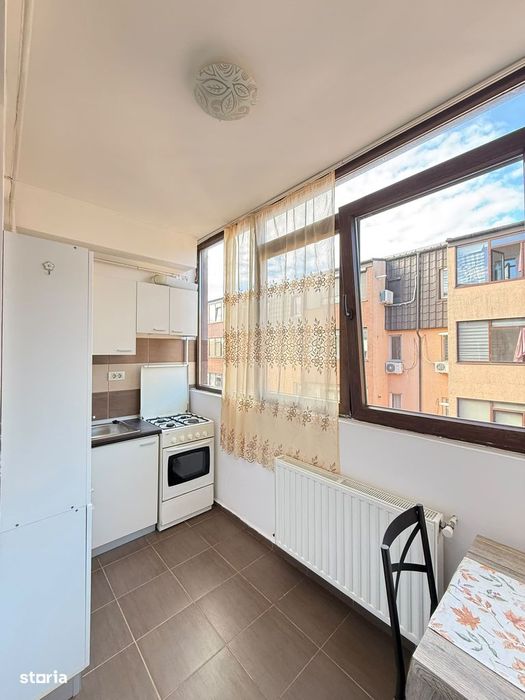 Garsonieră spațioasă ,decomandata – Str. Tineretului nr. 24