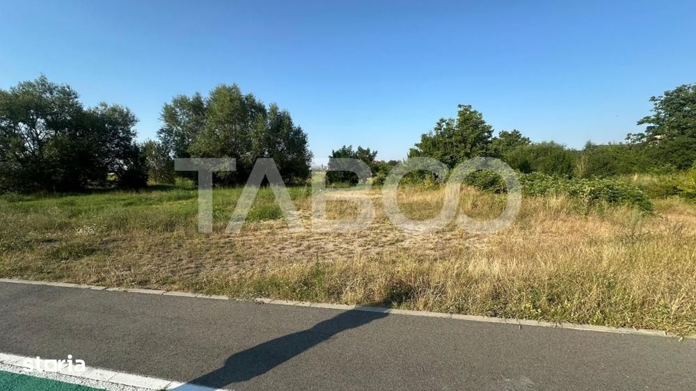 Teren 472 mp intravilan de vanzare la drum asfaltat zona Strand Sibiu