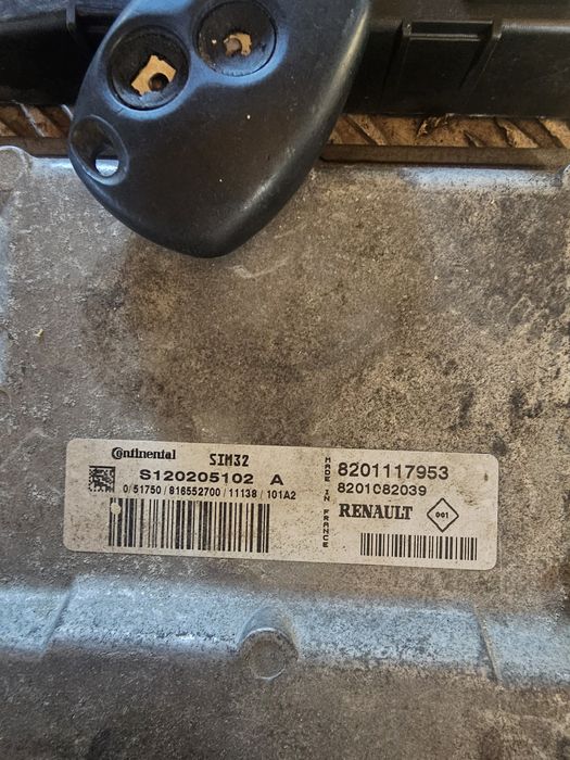 Kit pornire Dacia Sandero 1.2 benzina 55KW D4F-F7 2011 8201117953 8201082039 S120205102A