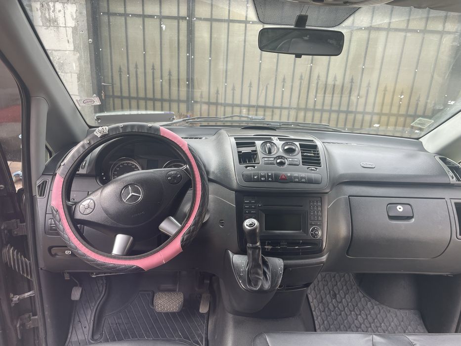 Mercedes vito 8+1