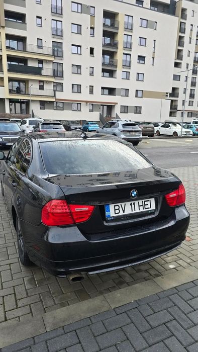 BMW Seria 3 BMW SERIA 3 E90 LCI 2011 318i Steptronic