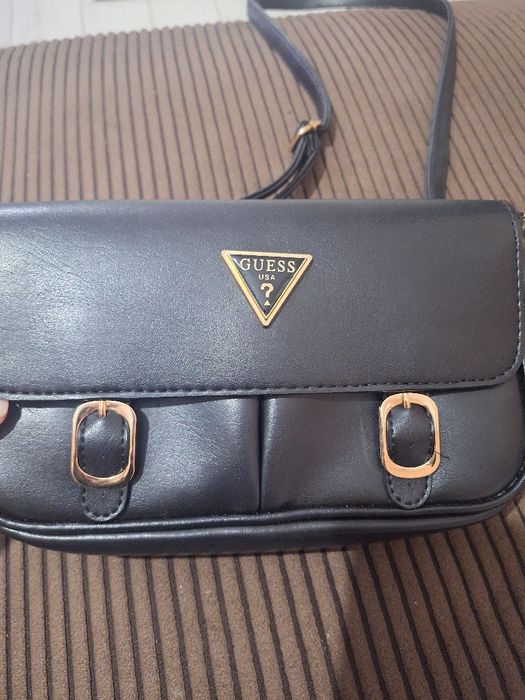 Дамска Чанта Guess