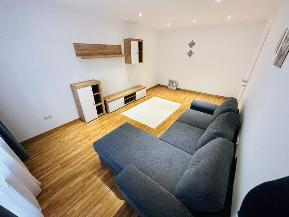 Apartament cu 2 camere de inchiriat