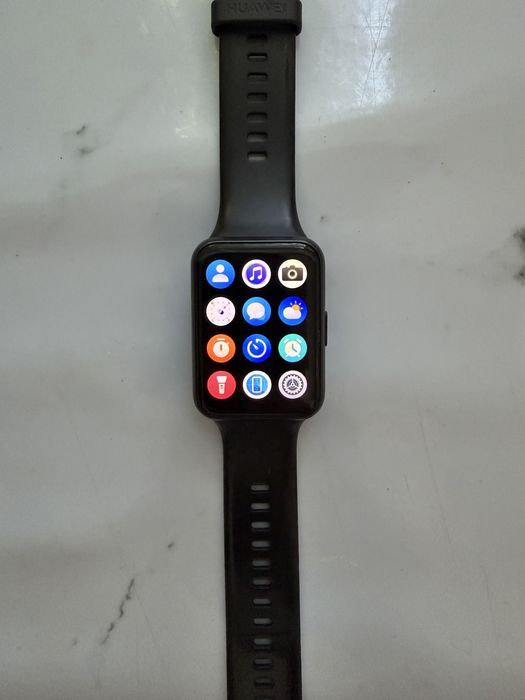 Продам Часы Huawei Watch Fit 2