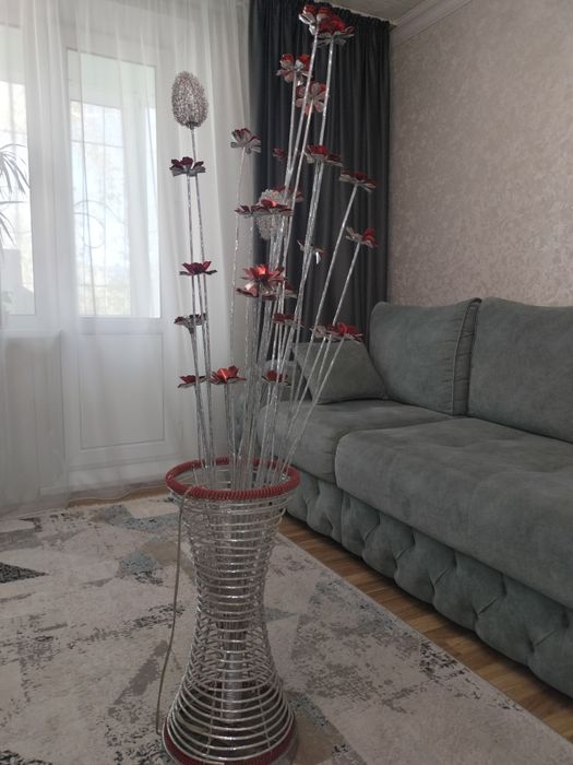 Продам цветы искуственный инвертарь