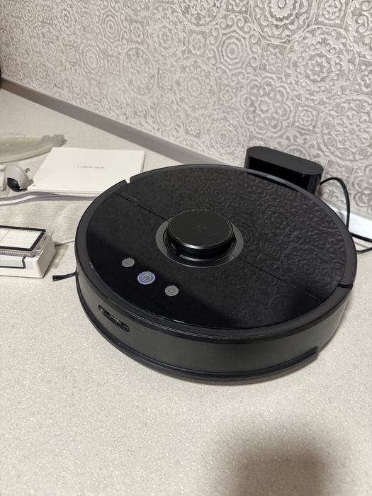 Прахосмукачка робот Roborock S5