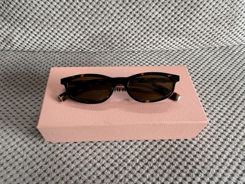 Miu Miu Regard Sunglasses / Miu Miu Слънчеви Очила