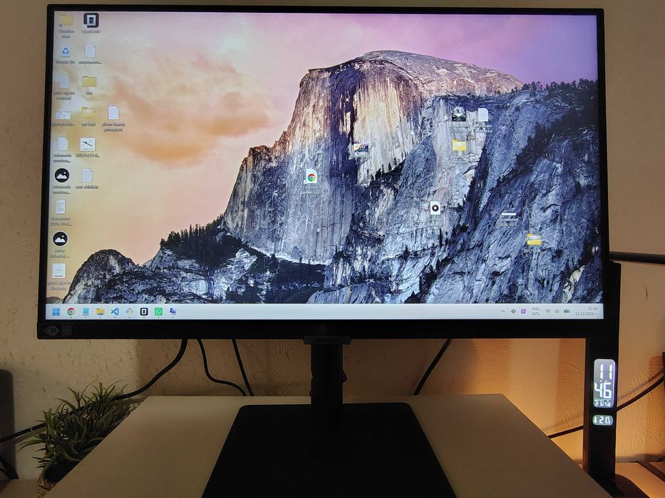 Samsung LS24A600U 24". Зарежда лаптопа ти; USB хъб 3-out. Клас А, като нов. 2560x1440, IPS матрица.