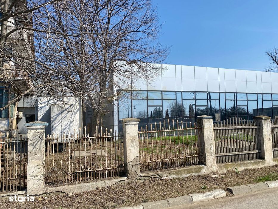 Spațiu comercial/industrial de închiriat – 2.200 mp utili,  deschidere
