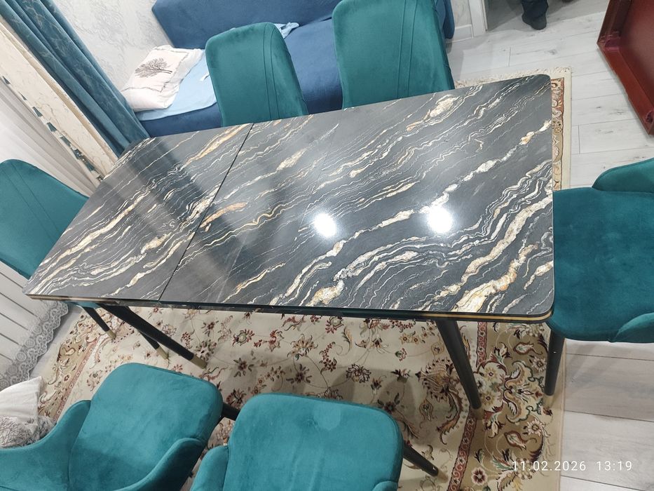 Стол 6 орындығымен сатамын