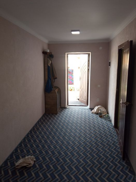 Садвин совхоз махаласе ёнгогзор ку́часе 9 Уй 3 хоналик ховле сотиладе