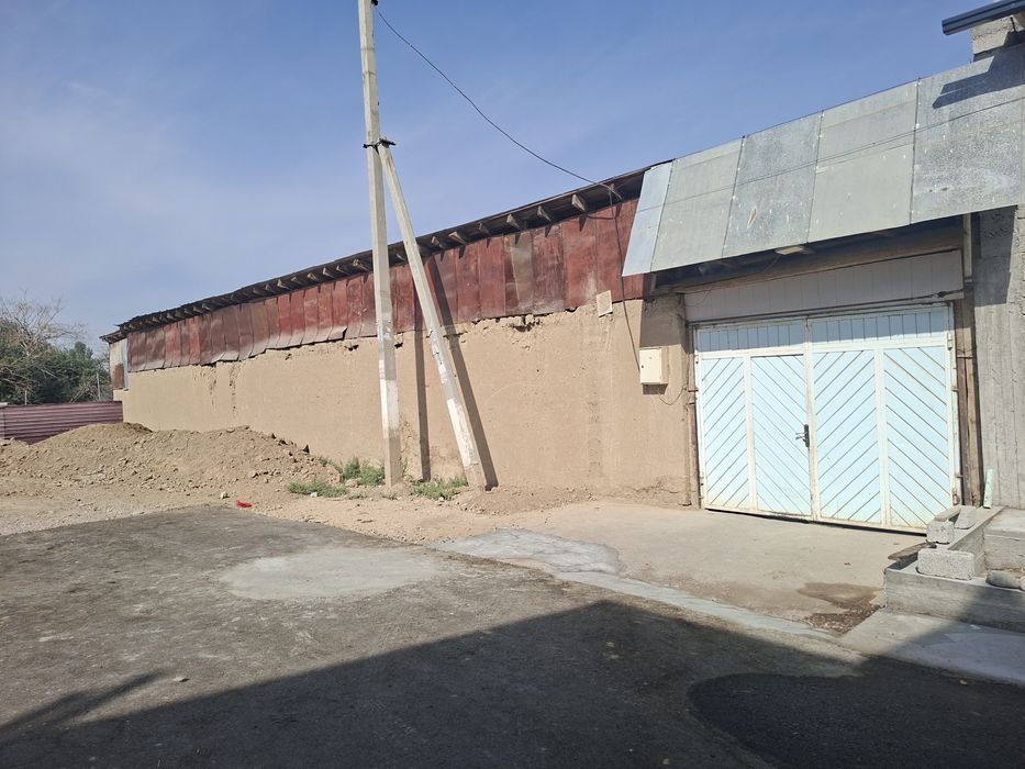 Мехнат ёнидиги куча Янги 16 йилликда участка сотилади 3 сотих 2 с захв