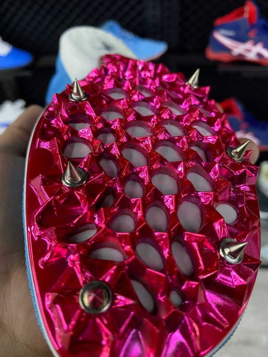 Шиповка. Обувь для бега с шипами. Shipovka. Yugurish uchun. Dastavka