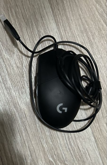 Компьютерная мышка LOGITECH G102