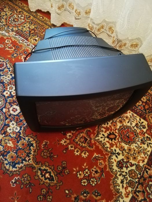 Телевизор LG в отличном состоянии