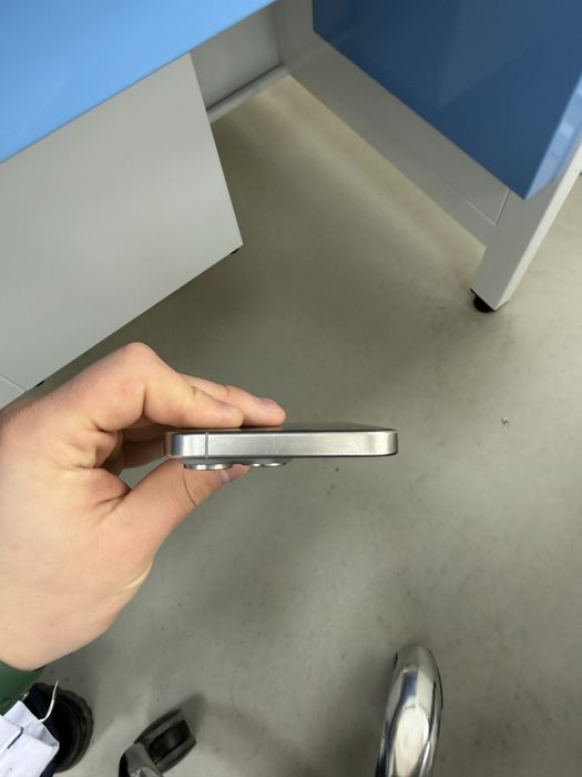 Срочно сотилади Apple 15 pro max