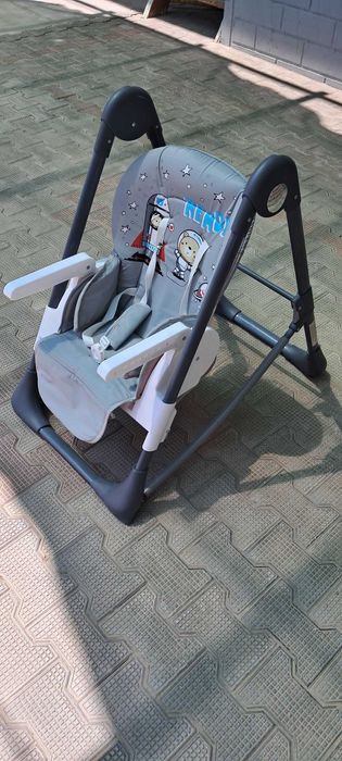 Bolalar uchun maxsus stul