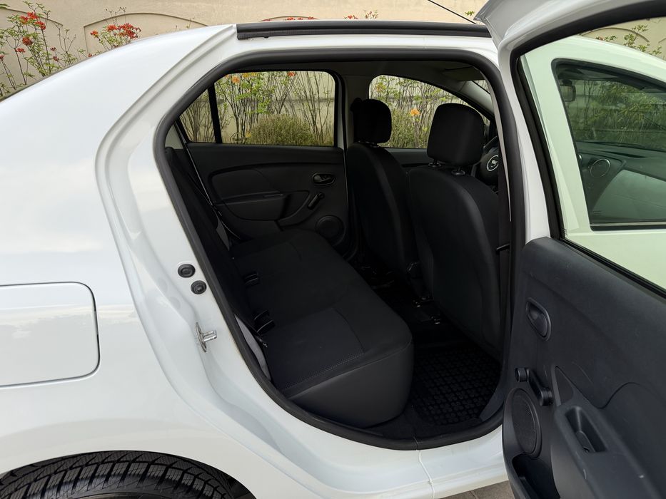Dacia Logan 2013 DIESEL Doar cu 122.000 Km absolut reali EURO 5 impecabilă