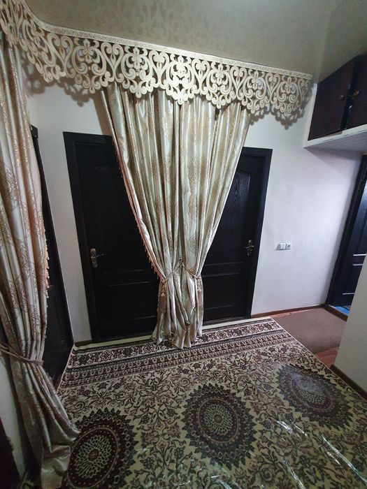 Продается 4 комнатная квартира. Кибрай. Центр. 77-серия