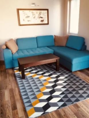 Двустаен апартамент в ж.к. Хаджи Димитър.