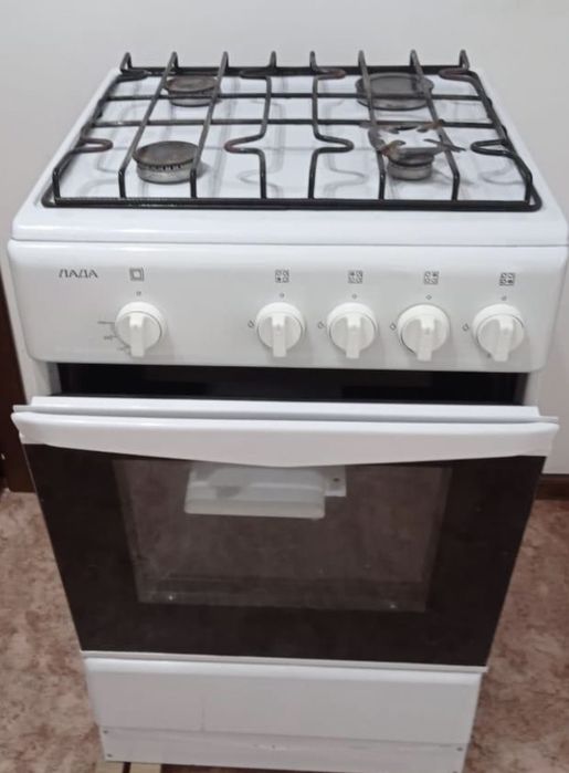 Продам новую газовую плиту