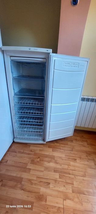Combina frigorifica Artic