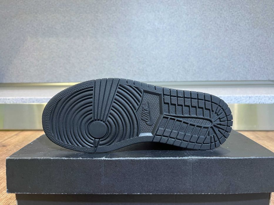 ОРИГИНАЛНИ *** Nike Air Jordan Access GS Leather  / Gym Red