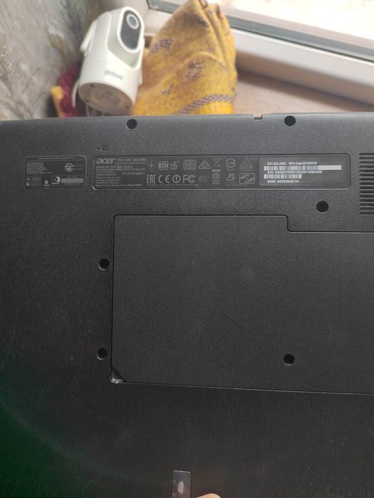 Notebook Acer zapchastga baraman