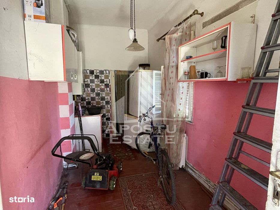 Casa individuala de vanzare Centrul Comercial Alfa Dambovita