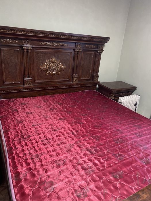 Продам кровать для спальни