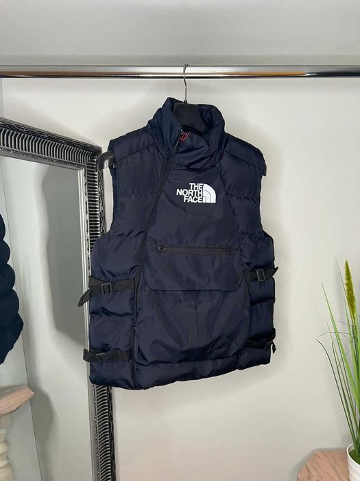 Vesta Northface albastra - model deosebit, stil antiglont